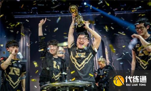 Uzi迎来退役一周年