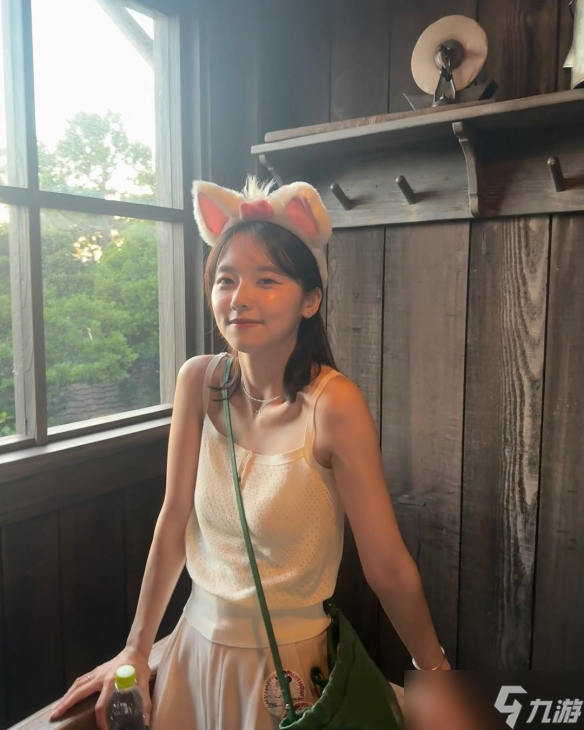 《寂静岭f》女主脸模新美图：甜美可爱令人心动！