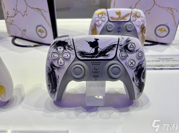 超帅划痕!《羊蹄山之魂》主题限定版PS5外壳和手柄!